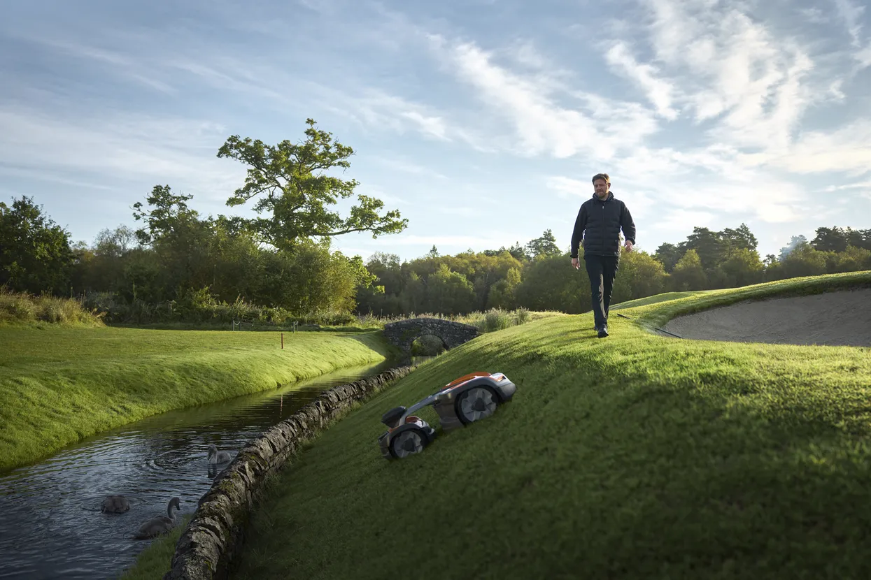 Husqvarna Automower® 535 AWD EPOS®