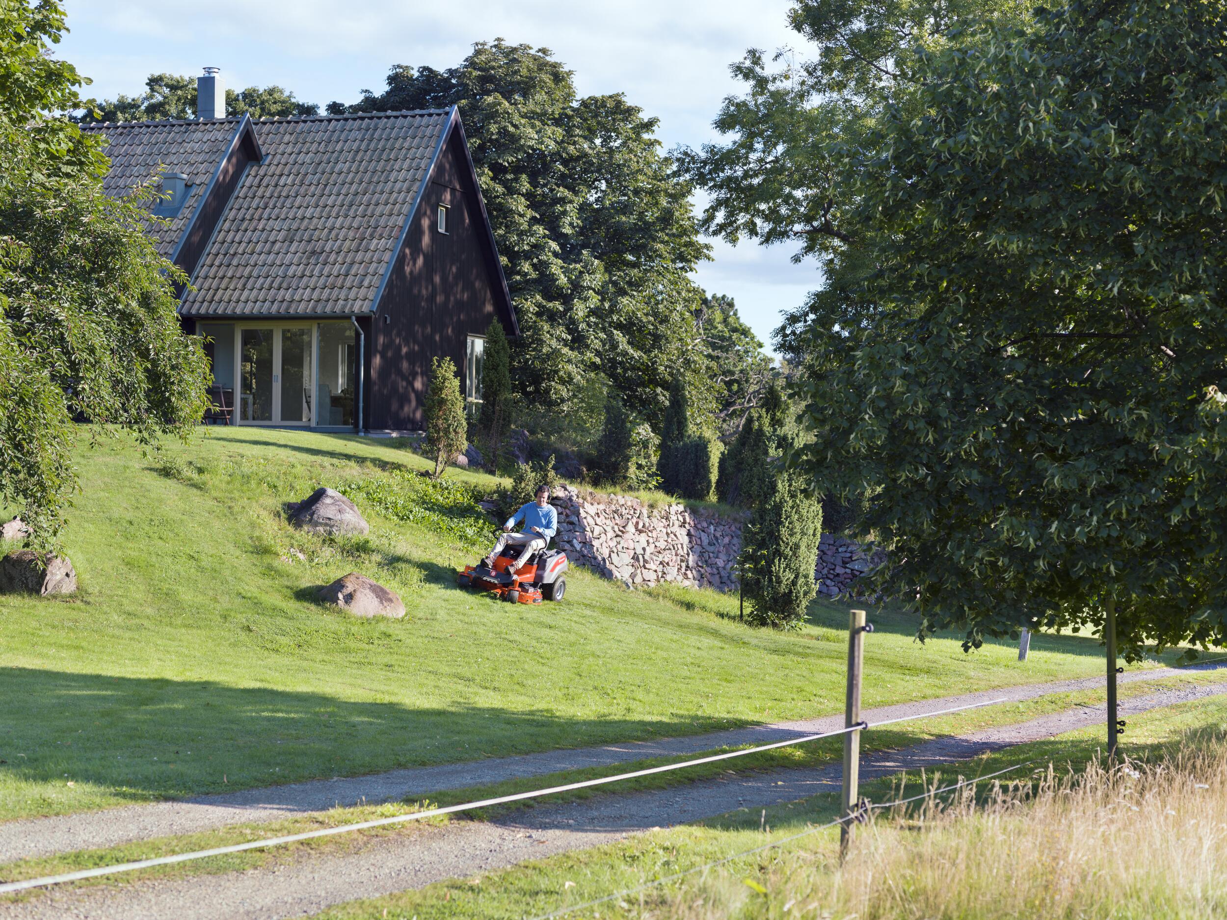 Tractor Husqvarna Z242F