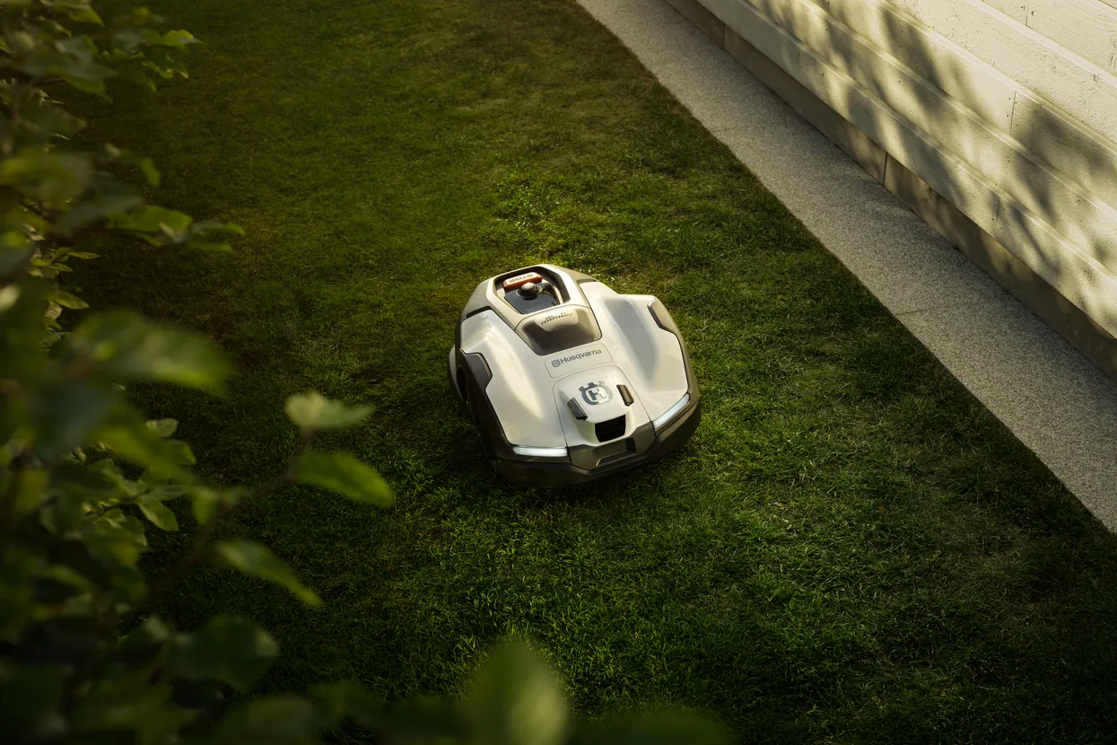 Husqvarna Automower® 405VE NERA