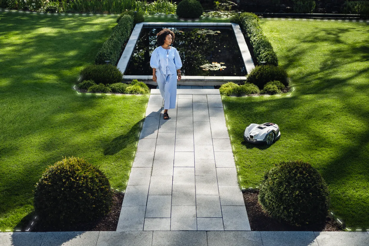 Husqvarna Automower® 410VE NERA