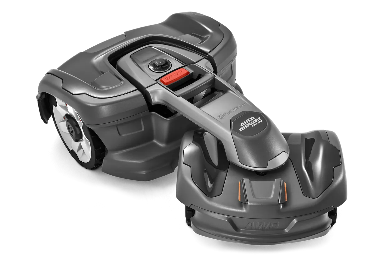PACHET: Husqvarna Automower® 435X AWD NERA (include stație de referință și modul EPOS)