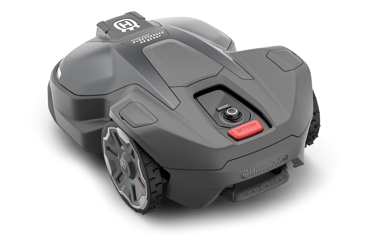 PACHET: Husqvarna Automower® 450X NERA (include stație de referință și modul EPOS)
