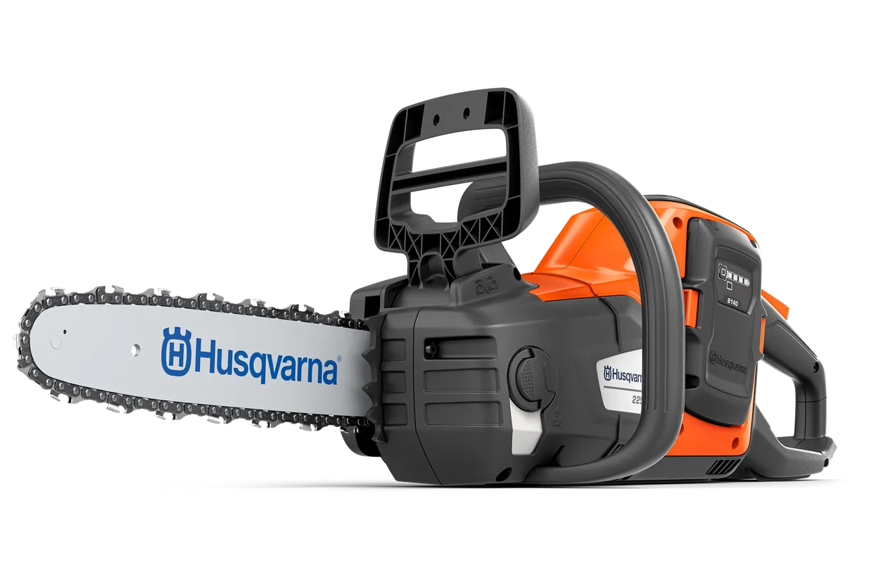 Husqvarna 225i cu acumulator și încărcător