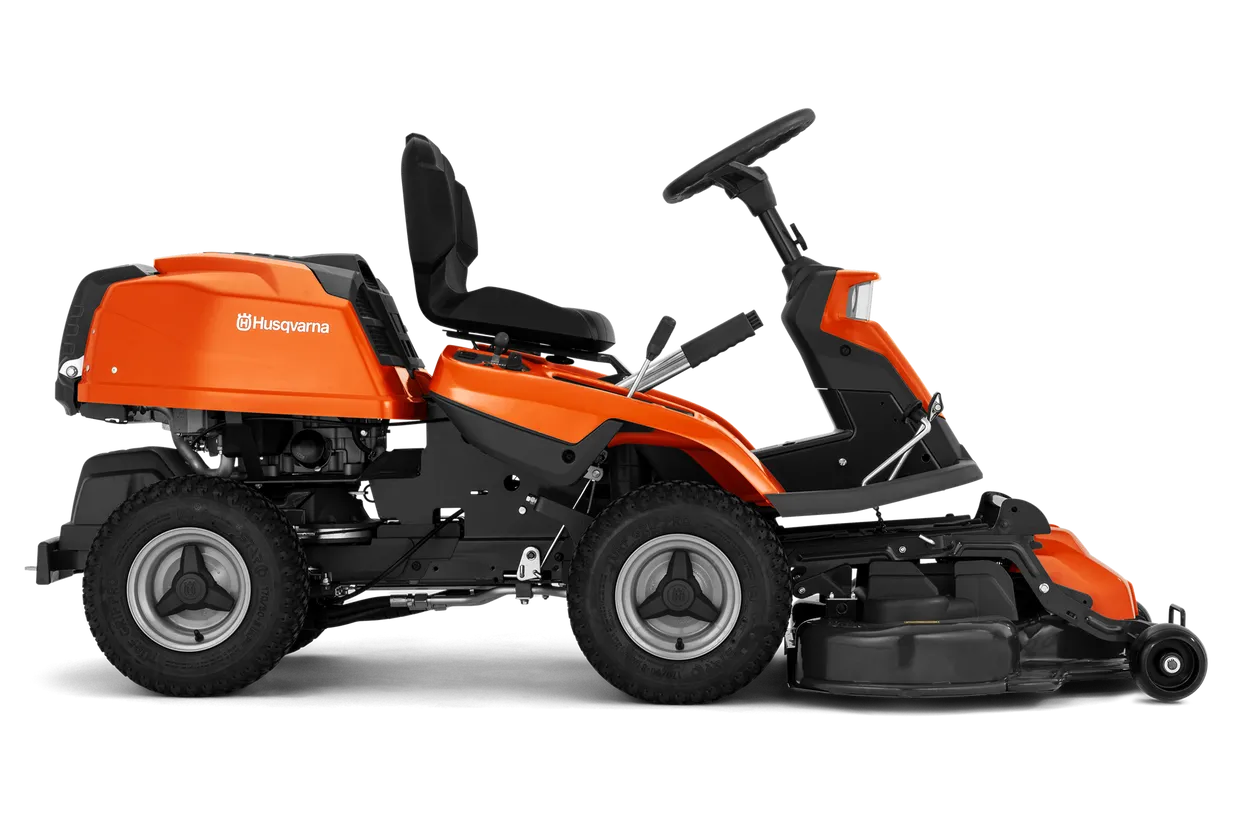 Husqvarna R 216T AWD (nu include masă de tăiere)