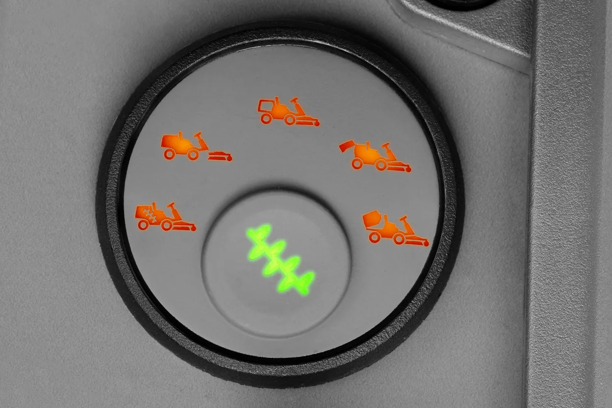 Husqvarna RC 320Ts AWD (nu include masă de tăiere)